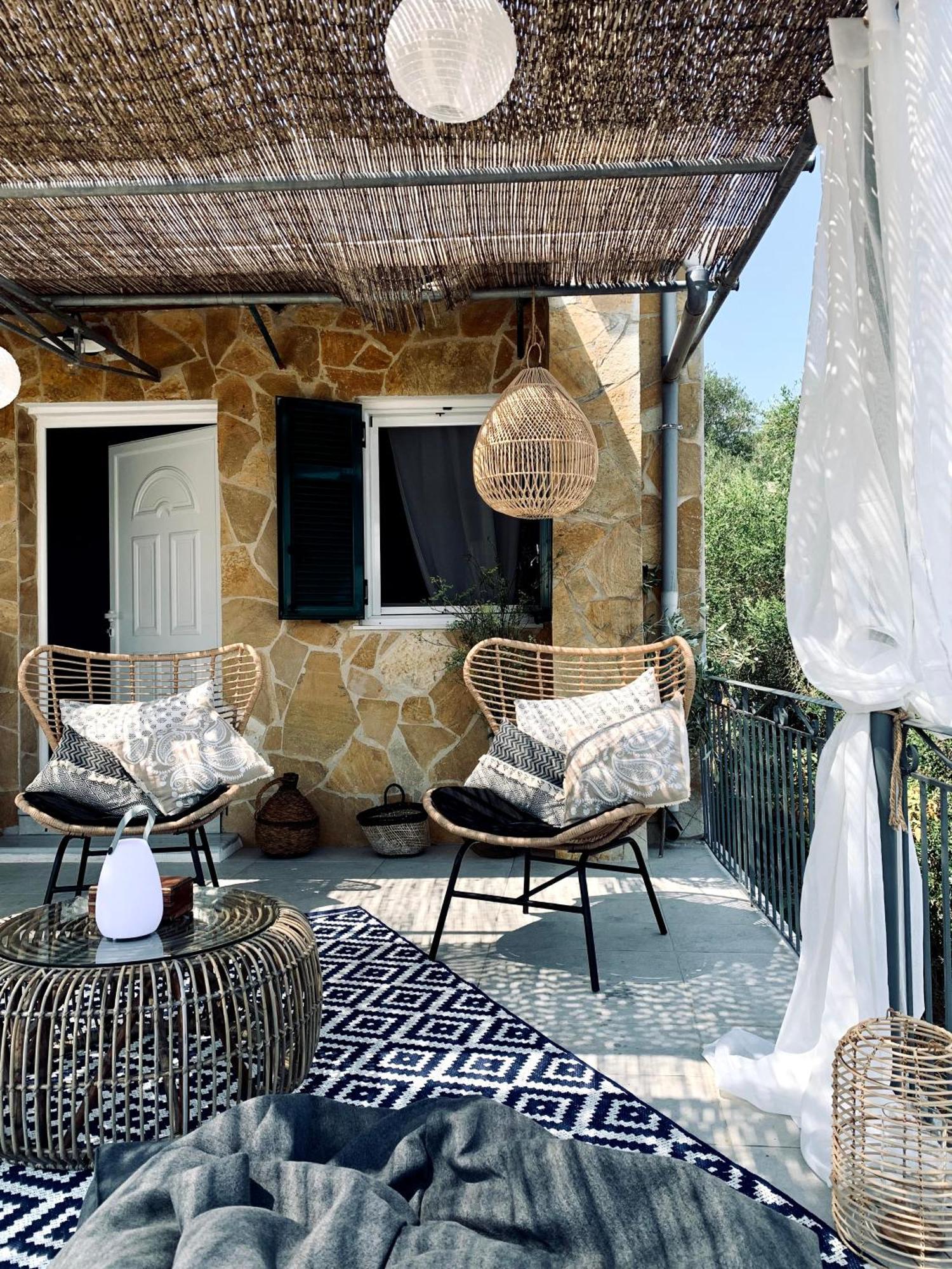 Villa Aspros - Traditionell, Ruhig Und Strandnah Лиападес Экстерьер фото